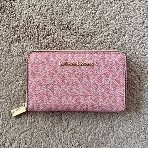 Michael Kors Small Pink Jet Set Zip-Around Wallet